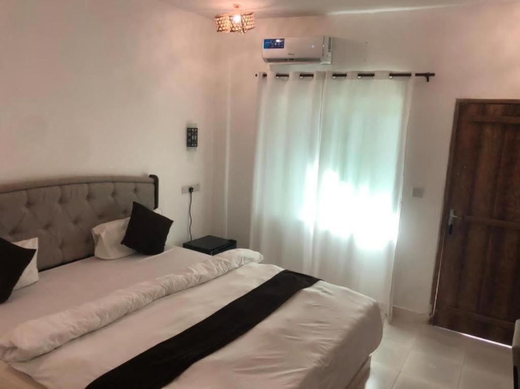 Sunseabar Beach Hotel Кендва Екстер'єр фото